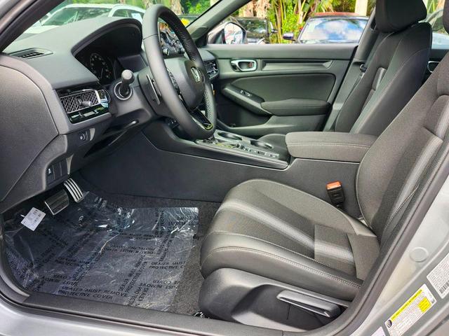 Photo of 2026 Solar Silver Metallic Honda Civic