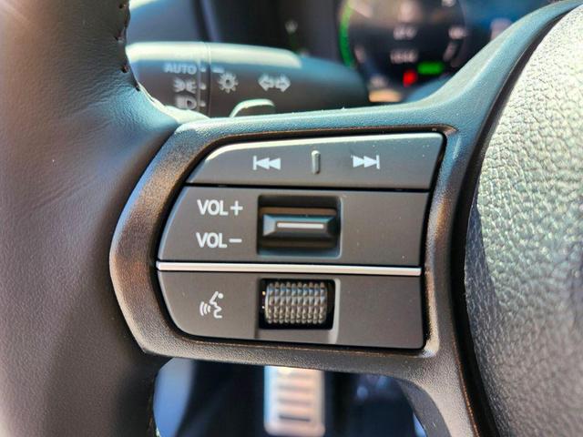 Photo of 2025 Urban Gray Pearl Honda Accord Hybrid