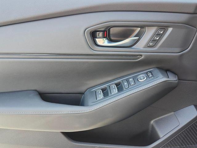 Photo of 2025 Urban Gray Pearl Honda Accord Hybrid