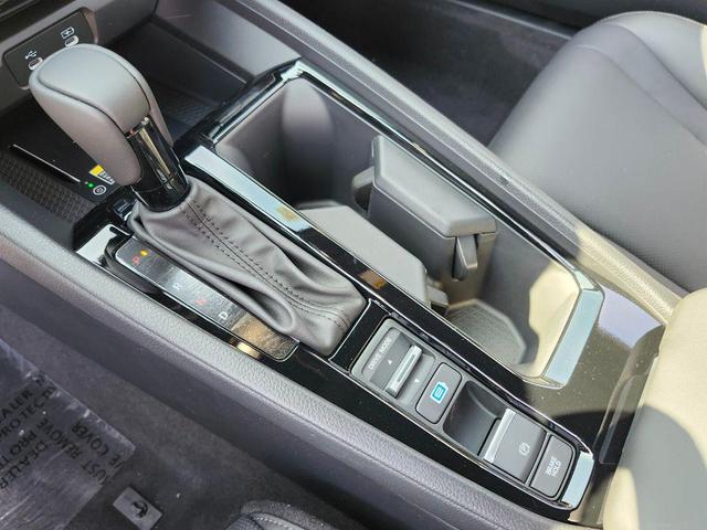 Photo of 2025 Urban Gray Pearl Honda Accord Hybrid