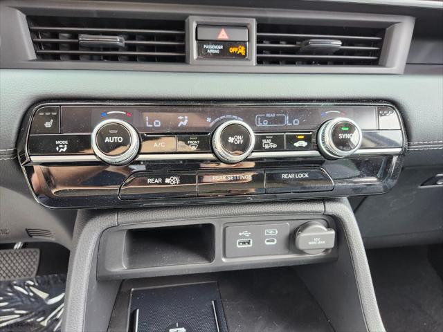 Photo of 2025 Nh-731p/Crystal Bl Honda Pilot