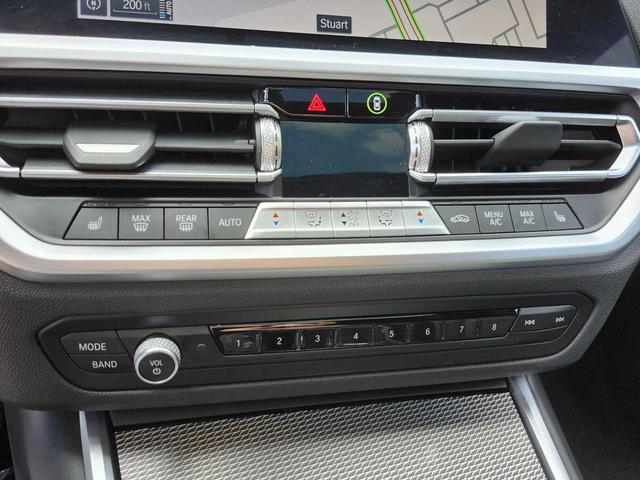Photo of 2022 Black Sapphire Metallic BMW 330e