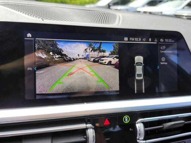 Photo of 2022 Black Sapphire Metallic BMW 330e