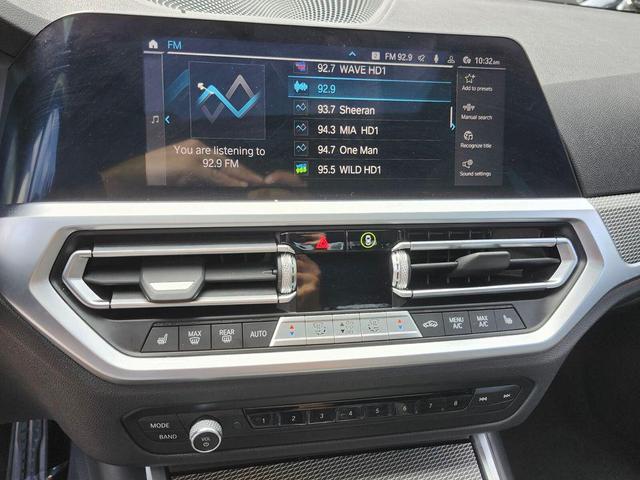 Photo of 2022 Black Sapphire Metallic BMW 330e
