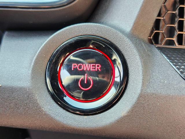 Photo of 2026 Platinum White Pearl Honda CR-V Hybrid