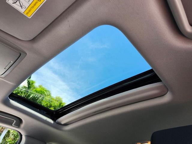 Photo of 2019 Crystal Black Pearl Honda CR-V