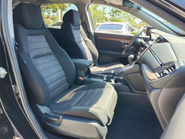 Photo of 2019 Crystal Black Pearl Honda CR-V