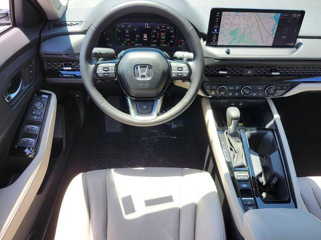 Photo of 2025 Platinum White Pearl Honda Accord Hybrid