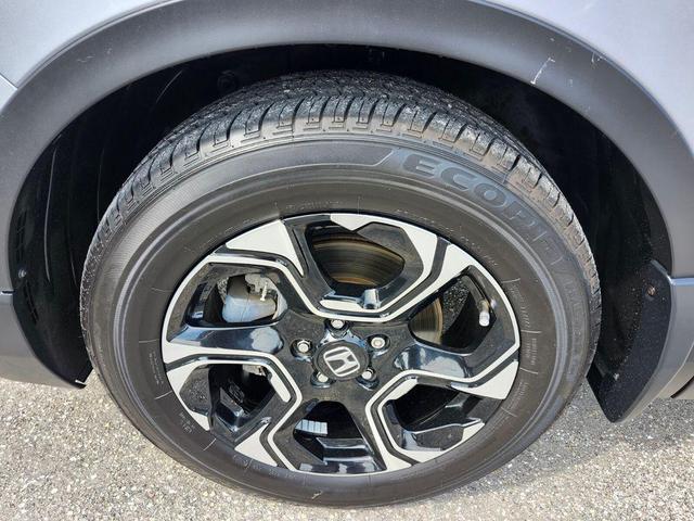 Photo of 2017 Lunar Silver Metallic Honda CR-V