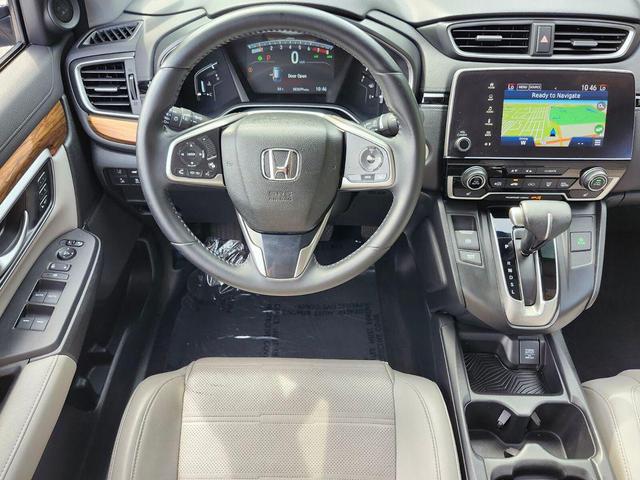 Photo of 2017 Lunar Silver Metallic Honda CR-V