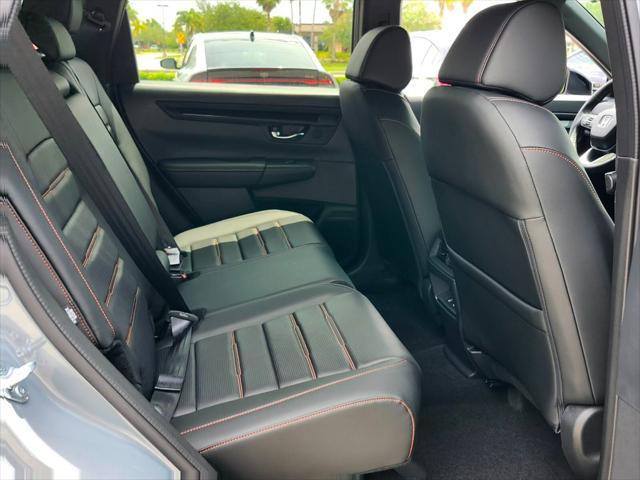 Photo of 2026 Urban Gray Pearl Honda CR-V Hybrid