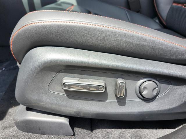 Photo of 2026 Urban Gray Pearl Honda CR-V Hybrid