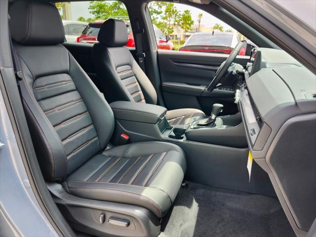 Photo of 2026 Urban Gray Pearl Honda CR-V Hybrid