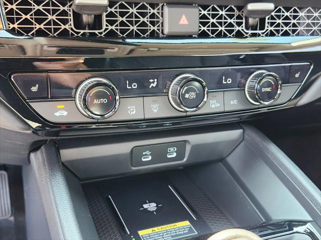 Photo of 2025 Platinum White Pearl Honda Accord Hybrid