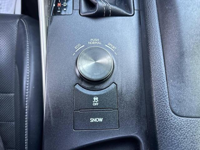 Photo of 2015 Ultra White Lexus IS 250