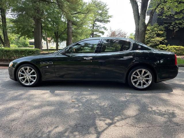 Photo of 2009 Verde Deep Emerald Metallic Maserati Quattroporte