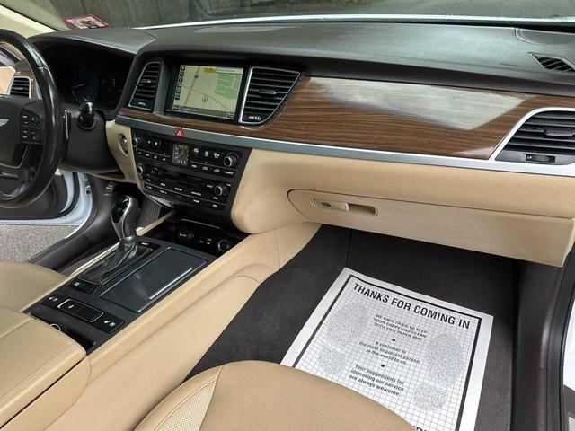 Photo of 2016 Casablanca White Hyundai Genesis