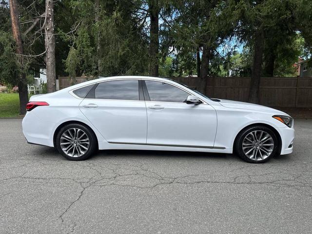 Photo of 2016 Casablanca White Hyundai Genesis