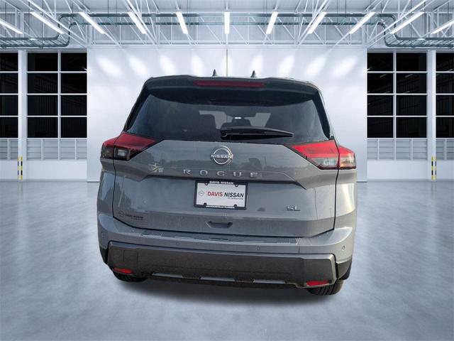 Photo of 2025 Gray Nissan Rogue