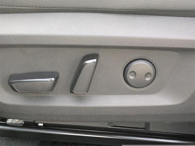 Photo of 2025 Gray Nissan Rogue