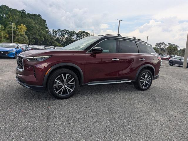 Photo of 2023 Deep Bordeaux/Black Obsidian INFINITI QX60