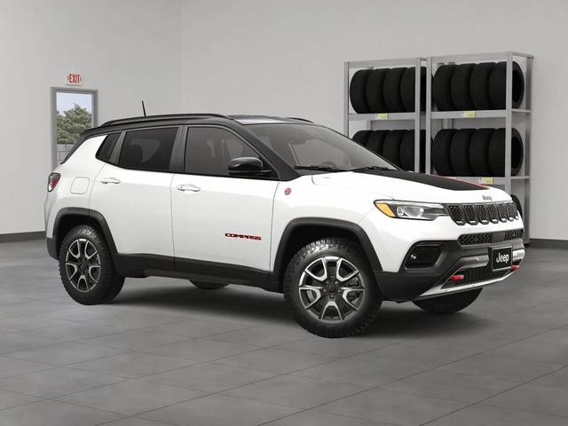 Photo of 2025 Bright White Jeep Compass