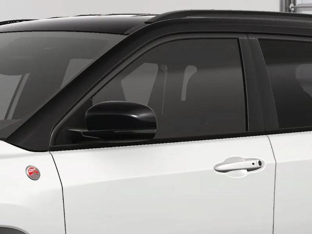 Photo of 2025 Bright White Jeep Compass