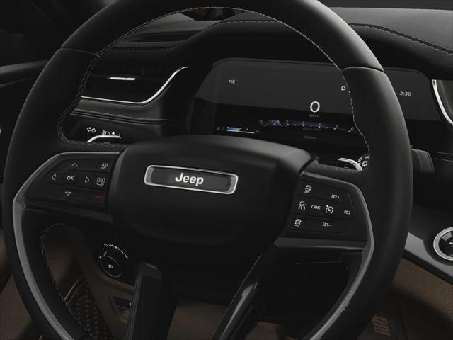 Photo of 2025 Diamond Black Crystal Pearlcoat Jeep Grand Cherokee