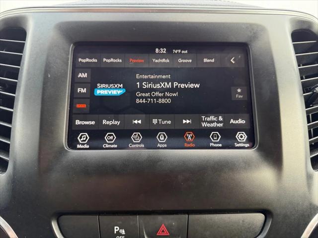 Photo of 2020 Velvet Red Pearlcoat Jeep Cherokee