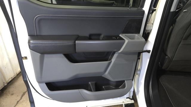 Photo of 2022 Oxford White Ford F-150