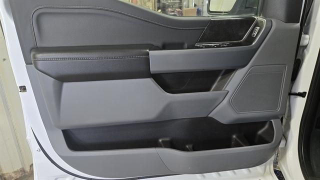 Photo of 2022 Oxford White Ford F-150