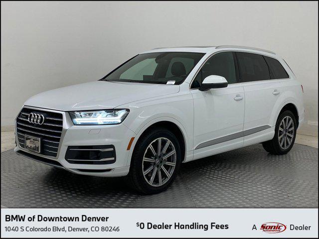 Photo of 2018 White Audi Q7
