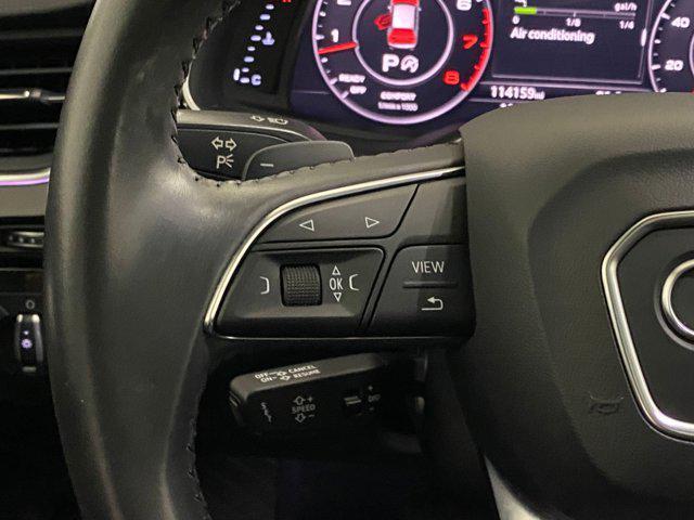 Photo of 2018 White Audi Q7