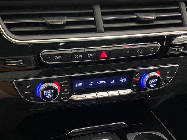 Photo of 2018 White Audi Q7