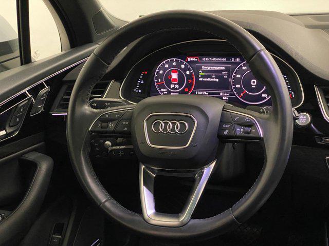 Photo of 2018 White Audi Q7