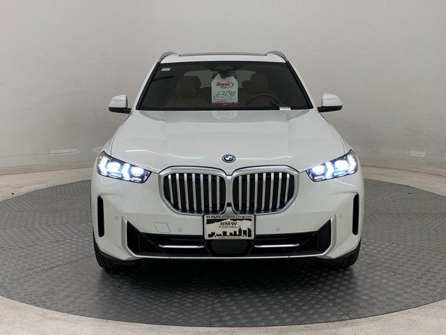 Photo of 2024 Alpine White BMW X5 PHEV