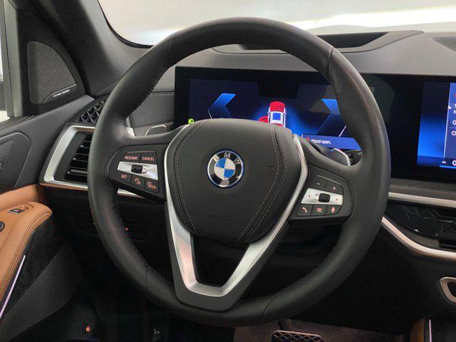 Photo of 2024 Alpine White BMW X5 PHEV