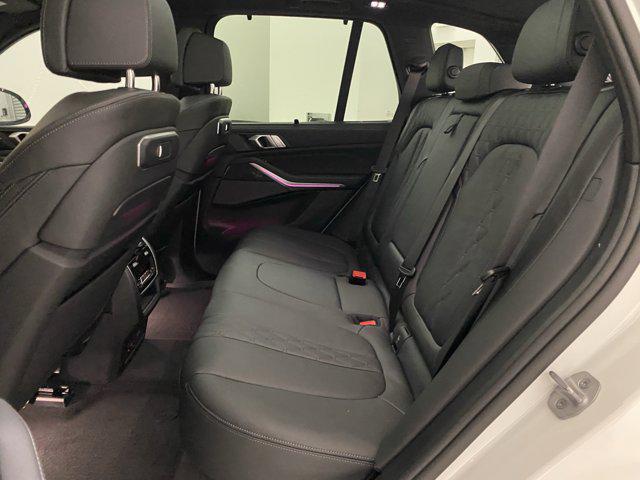 Photo of 2025 Mineral White Metallic BMW X5