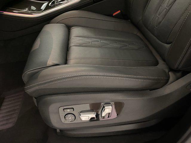 Photo of 2025 Mineral White Metallic BMW X5