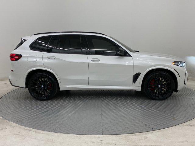 Photo of 2025 Mineral White Metallic BMW X5