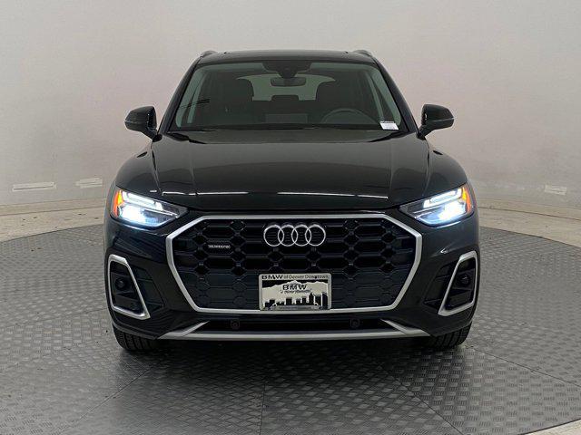 Photo of 2023 Mythos Black Metallic Audi Q5