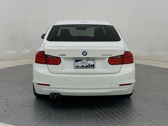 Photo of 2014 White BMW 328