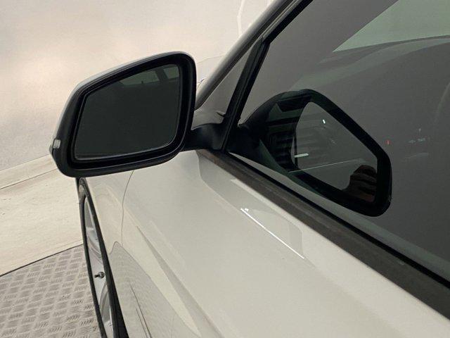 Photo of 2014 White BMW 328