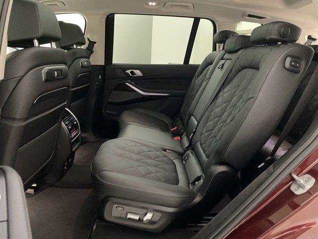 Photo of 2024 Red BMW X7