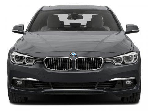 Photo of 2016 Alpine White BMW 330e