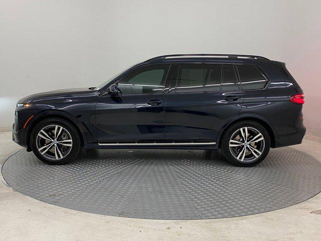 Photo of 2024 Carbon Black Metallic BMW X7