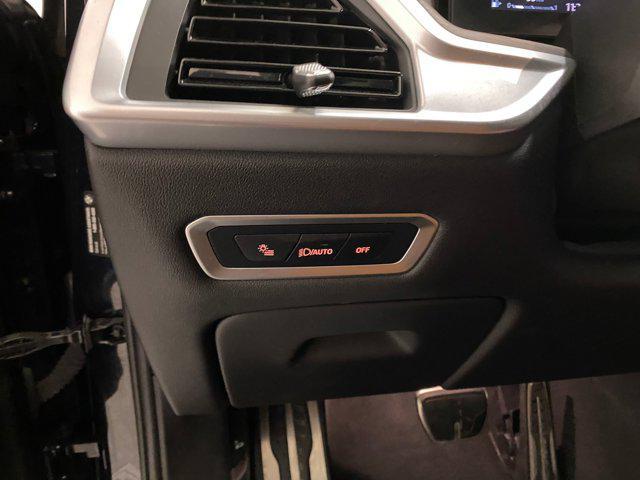 Photo of 2024 Carbon Black Metallic BMW X7