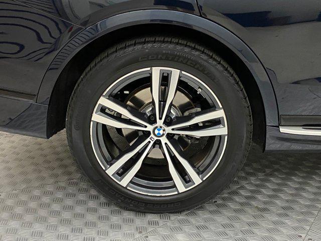 Photo of 2024 Carbon Black Metallic BMW X7