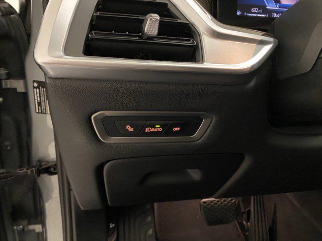 Photo of 2024 Gray BMW X7