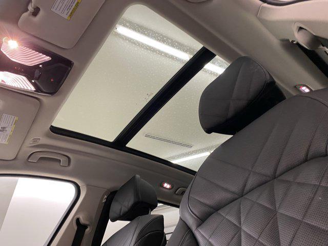 Photo of 2024 Gray BMW X7